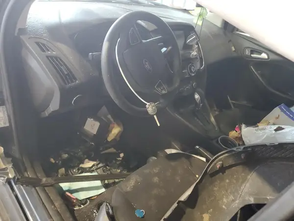 1FADP3H24JL202625 2018 FORD FOCUS - Image 8