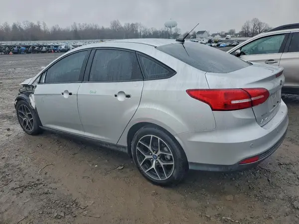 1FADP3H24JL208392 2018 FORD FOCUS - Image 2