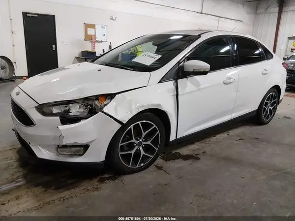 1FADP3H24JL236631 2018 FORD FOCUS - Image 2