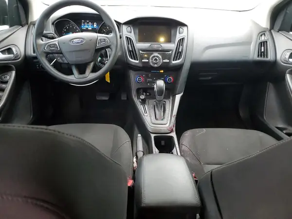 1FADP3H24JL243482 2018 FORD FOCUS - Image 8