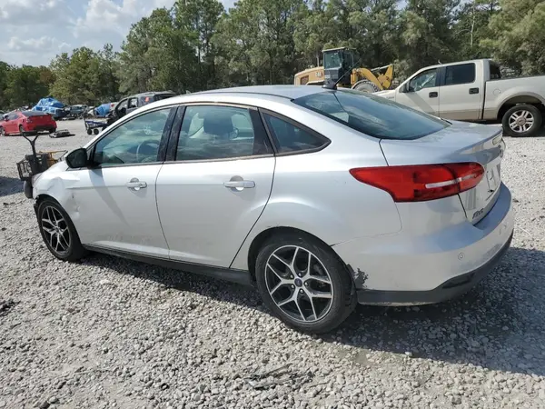 1FADP3H24JL258919 2018 FORD FOCUS - Image 2