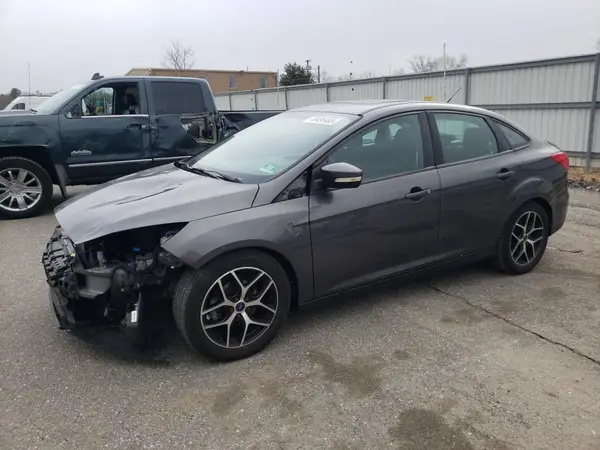 1FADP3H24JL264526 2018 FORD FOCUS - Image 1