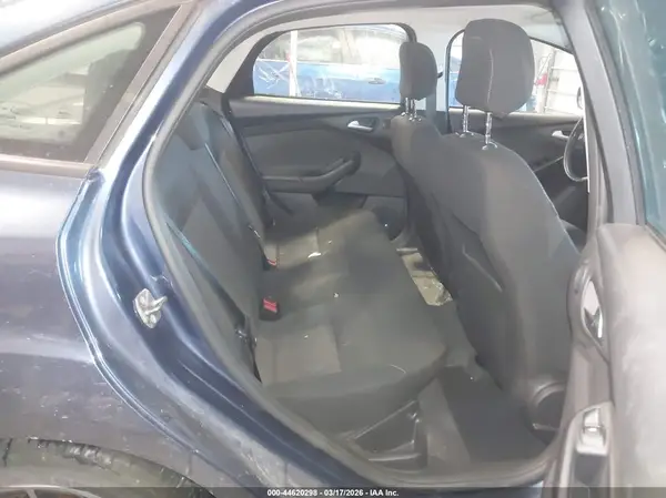 1FADP3H24JL285702 2018 FORD FOCUS - Image 8