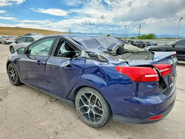1FADP3H25HL205592 2017 FORD FOCUS - Image 2