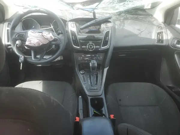1FADP3H25HL212686 2017 FORD FOCUS - Image 8