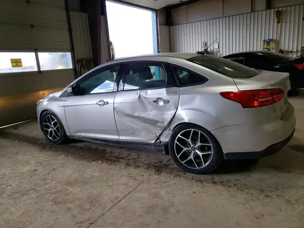 1FADP3H25HL323688 2017 FORD FOCUS - Image 2