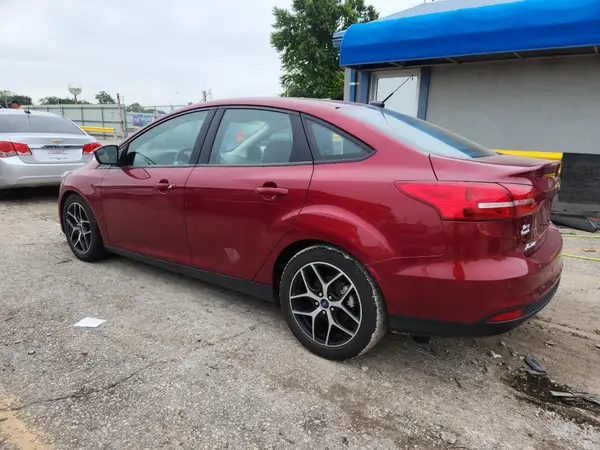 1FADP3H25HL324761 2017 FORD FOCUS - Image 2