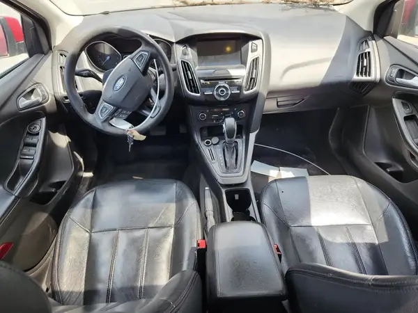 1FADP3H25HL337011 2017 FORD FOCUS - Image 8