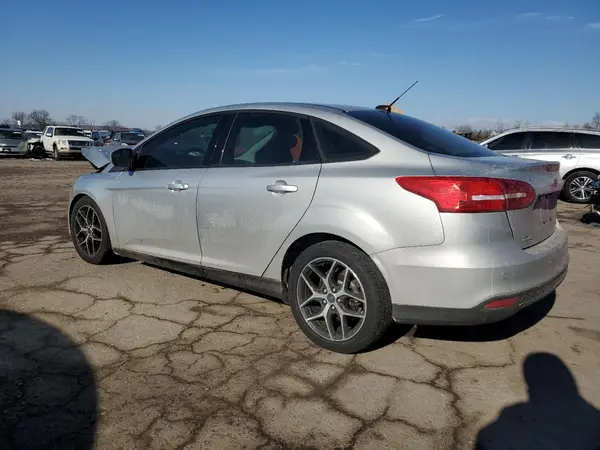 1FADP3H25HL337266 2017 FORD FOCUS - Image 2