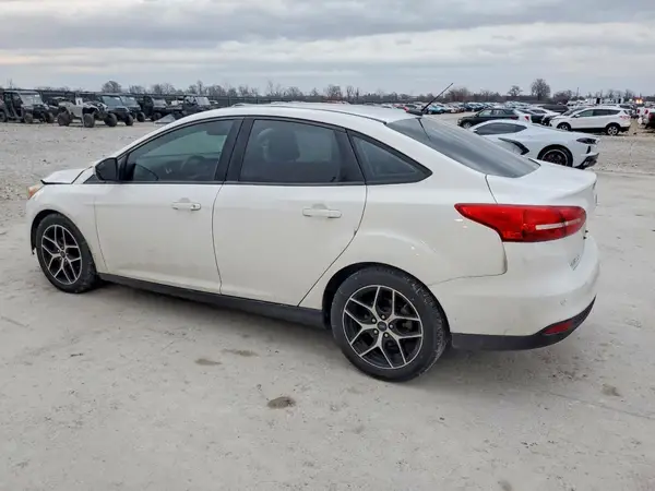 1FADP3H25HL339888 2017 FORD FOCUS - Image 2