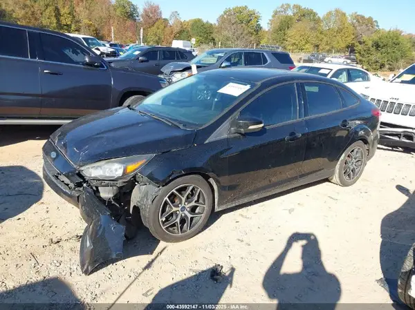 1FADP3H25JL226609 2018 FORD FOCUS - Image 2