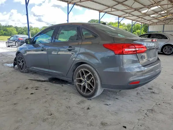 1FADP3H25JL256127 2018 FORD FOCUS - Image 2