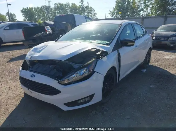 1FADP3H25JL263689 2018 FORD FOCUS - Image 2
