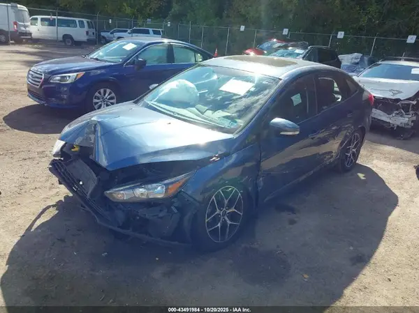 1FADP3H25JL290956 2018 FORD FOCUS - Image 2