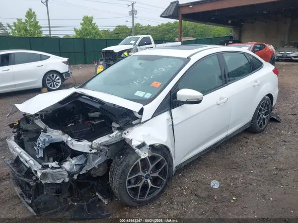 1FADP3H25JL298202 2018 FORD FOCUS - Image 2