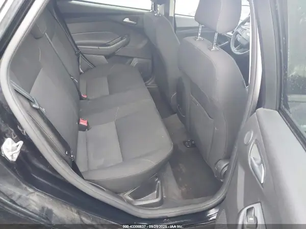 1FADP3H25JL301681 2018 FORD FOCUS - Image 8
