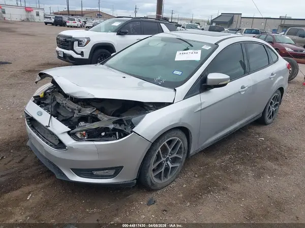 1FADP3H25JL302510 2018 FORD FOCUS - Image 2