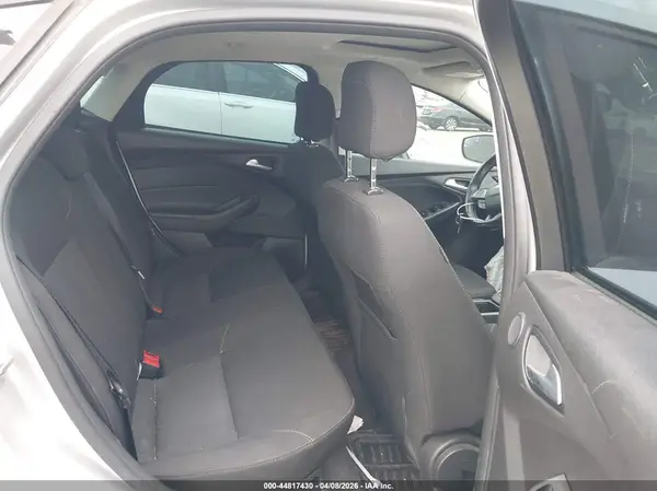 1FADP3H25JL302510 2018 FORD FOCUS - Image 8