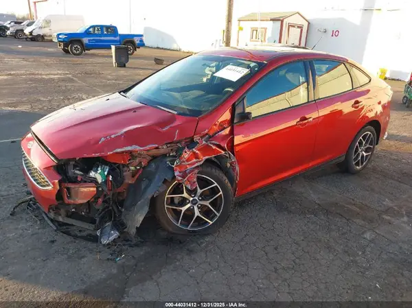 1FADP3H25JL324989 2018 FORD FOCUS - Image 2