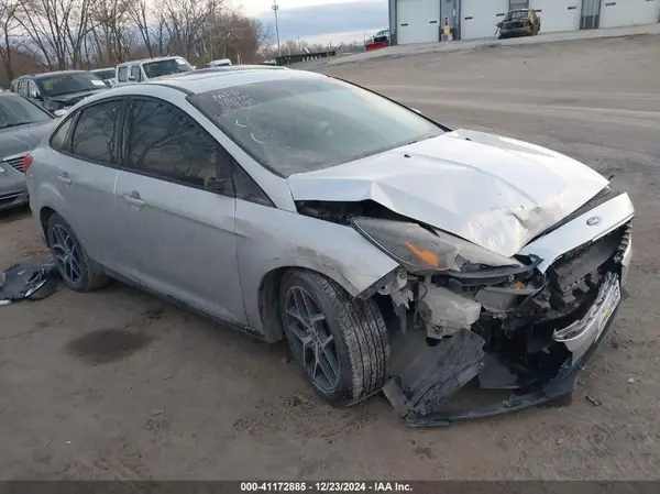 1FADP3H26HL229738 2017 FORD FOCUS - Image 1