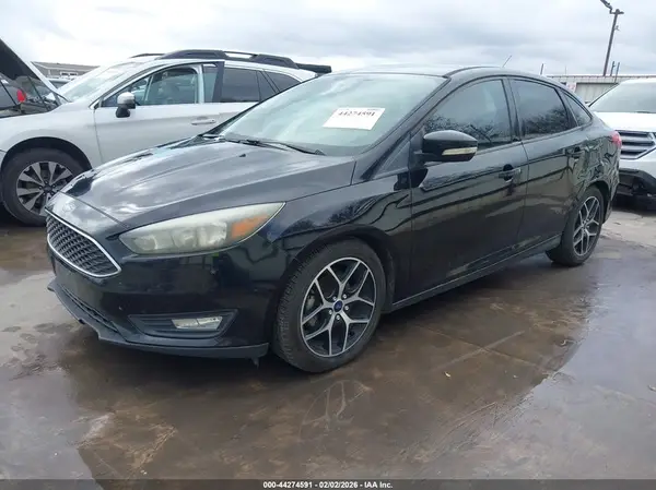 1FADP3H26HL257636 2017 FORD FOCUS - Image 2