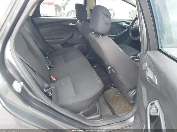 1FADP3H26HL294685 2017 FORD FOCUS - Image 8