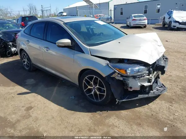 1FADP3H26HL298302 2017 FORD FOCUS - Image 1
