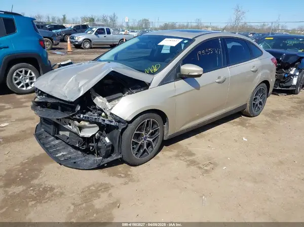 1FADP3H26HL298302 2017 FORD FOCUS - Image 2