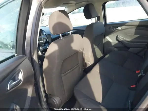 1FADP3H26HL299031 2017 FORD FOCUS - Image 8