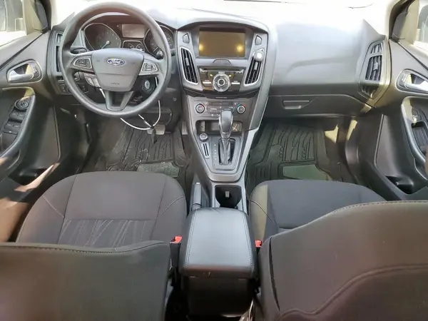 1FADP3H26HL307547 2017 FORD FOCUS - Image 8
