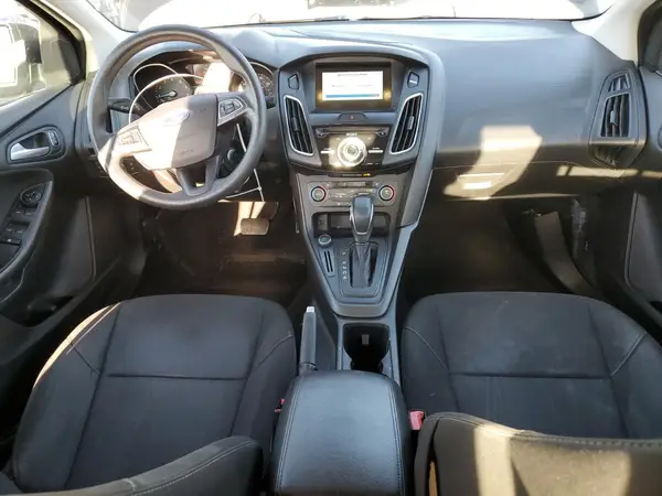 1FADP3H26HL308049 2017 FORD FOCUS - Image 8