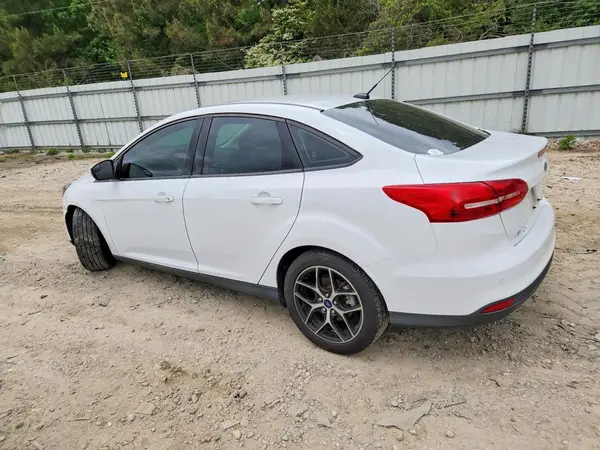 1FADP3H26HL311663 2017 FORD FOCUS - Image 2