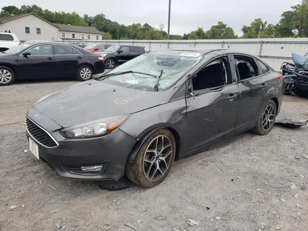 1FADP3H26HL323568 2017 FORD FOCUS - Image 1
