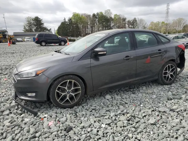 1FADP3H26HL331010 2017 FORD FOCUS - Image 1
