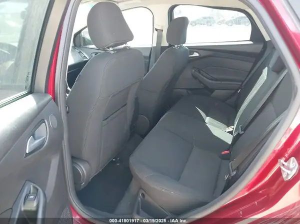 1FADP3H26HL337731 2017 FORD FOCUS - Image 8