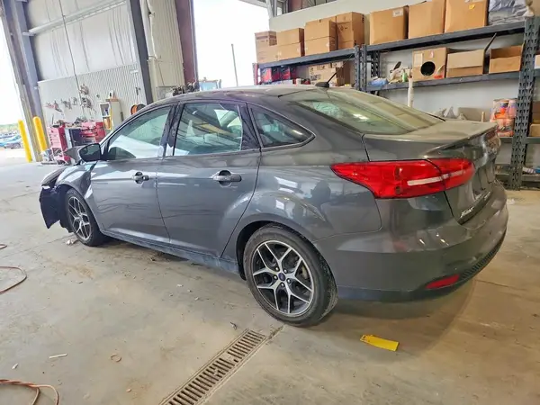 1FADP3H26HL342489 2017 FORD FOCUS - Image 2