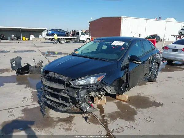 1FADP3H26HL346641 2017 FORD FOCUS - Image 2