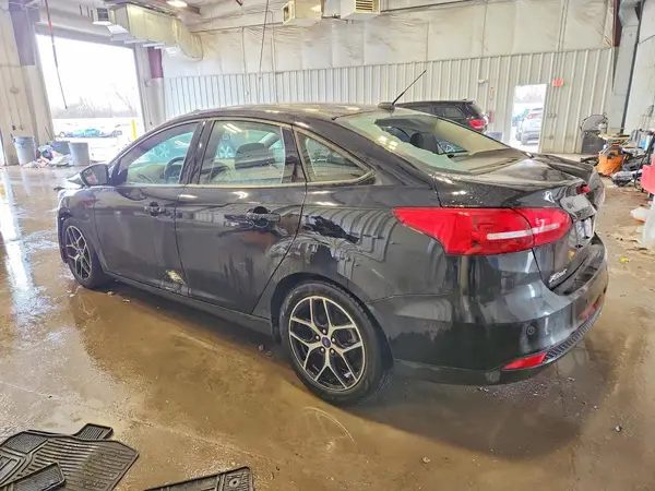 1FADP3H26JL215246 2018 FORD FOCUS - Image 2