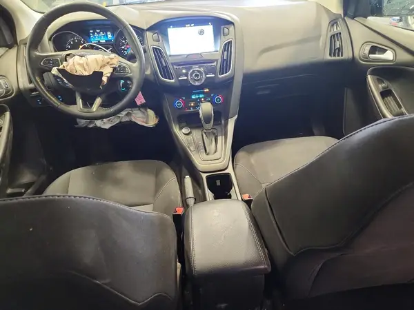 1FADP3H26JL215246 2018 FORD FOCUS - Image 8
