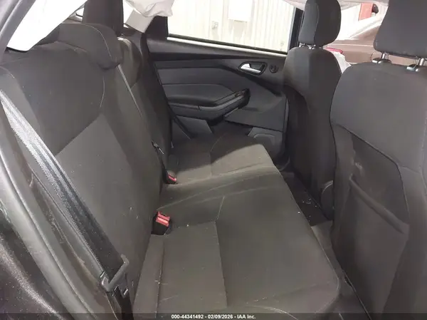 1FADP3H26JL228711 2018 FORD FOCUS - Image 8