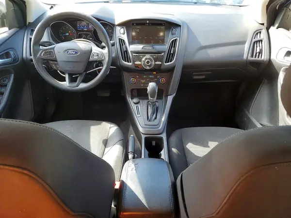 1FADP3H26JL258128 2018 FORD FOCUS - Image 8
