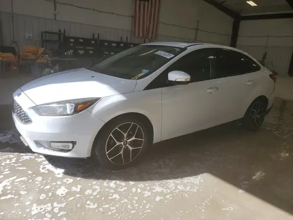 1FADP3H26JL261725 2018 FORD FOCUS - Image 1