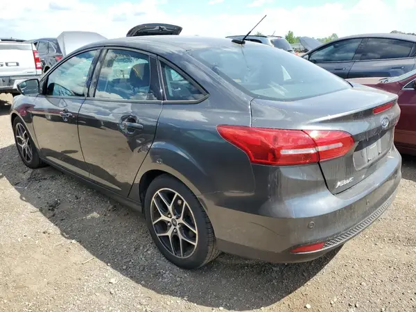 1FADP3H26JL285619 2018 FORD FOCUS - Image 2