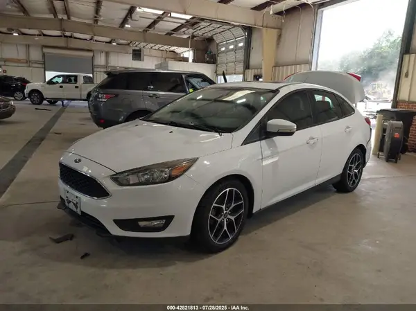 1FADP3H26JL299164 2018 FORD FOCUS - Image 2