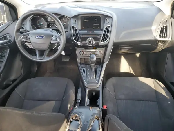 1FADP3H26JL299889 2018 FORD FOCUS - Image 8