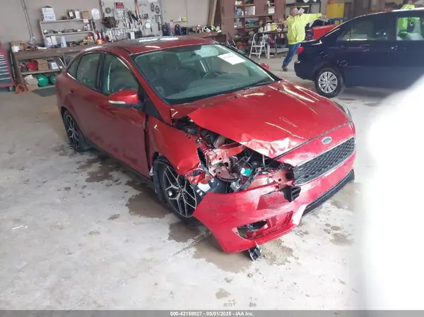 1FADP3H26JL300829 2018 FORD FOCUS - Image 1