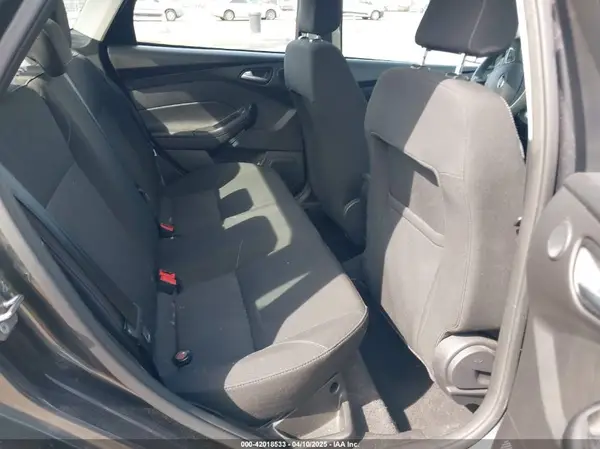 1FADP3H26JL313435 2018 FORD FOCUS - Image 8