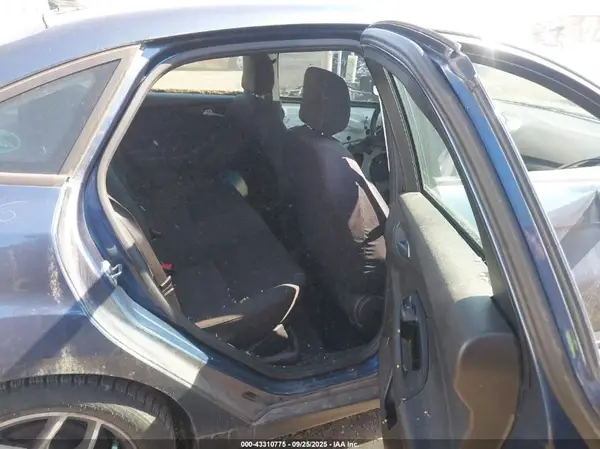 1FADP3H26JL313791 2018 FORD FOCUS - Image 8