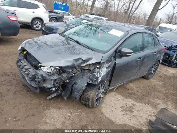 1FADP3H27HL221776 2017 FORD FOCUS - Image 2