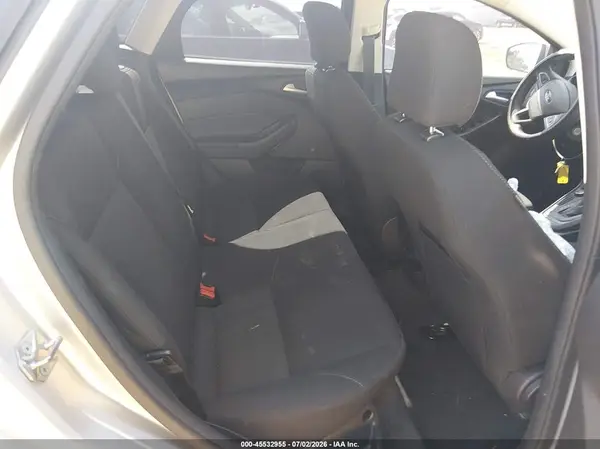 1FADP3H27HL257970 2017 FORD FOCUS - Image 8